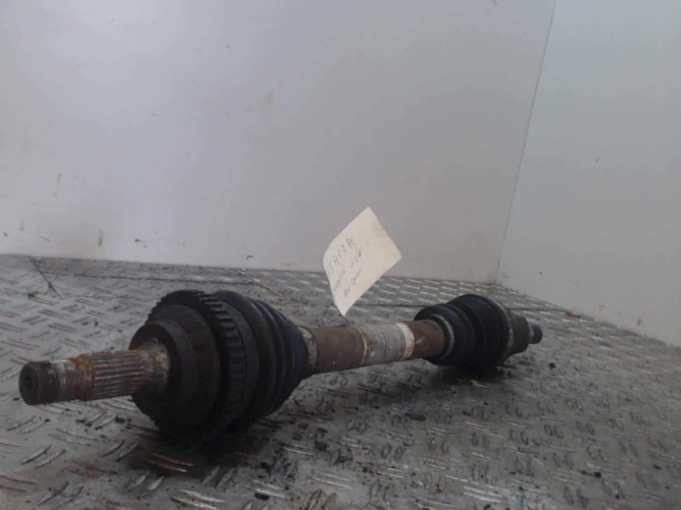 Cardan gauche (transmission) PEUGEOT 206 PHASE 2 1.6i - 16V Essence  occasion | Opisto