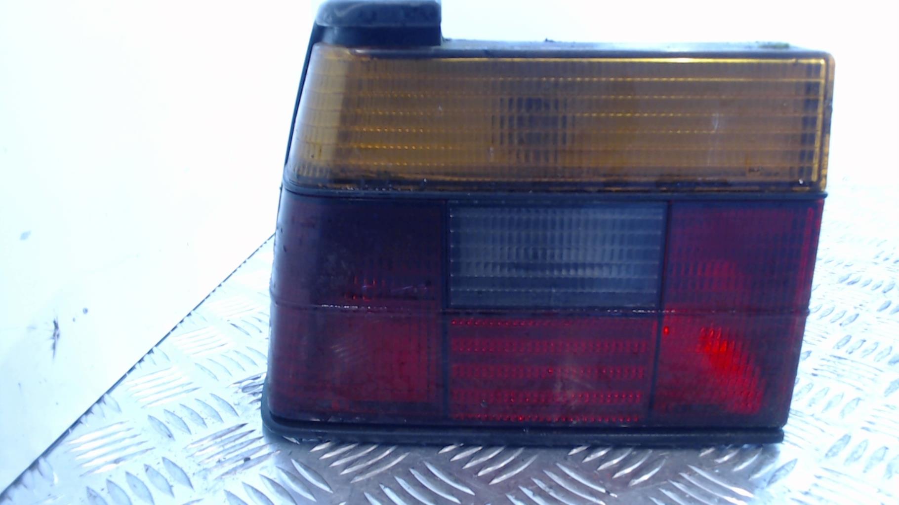 Fanale posteriore principale sinistro (luci) VOLKSWAGEN JETTA 2 Diésel - 1