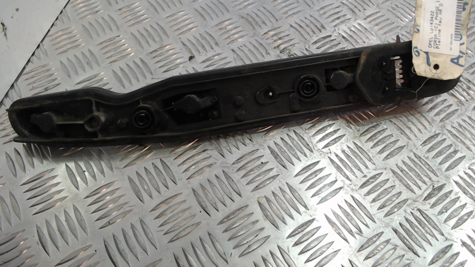 Base portalampade fanale posteriore destro OPEL CORSA C PHASE 1 Gasolina - 1