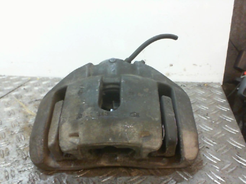 Pinza freni anteriore destra BMW SERIE 7 E65 PHASE 1 Gasolina - 1