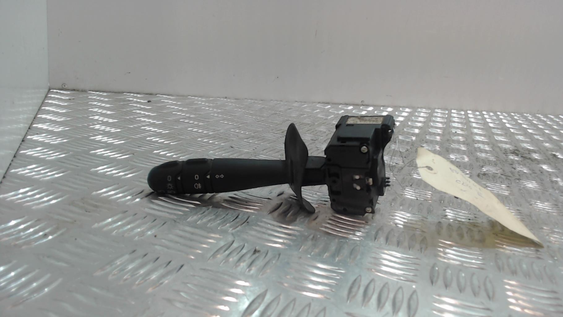 Commodo phare RENAULT CLIO 2 CAMPUS PHASE 1 Diesel - 1
