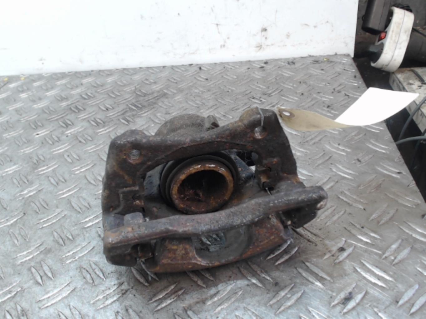 Pinza freni anteriore destra RENAULT CLIO 3 PHASE 1 Diésel - 1
