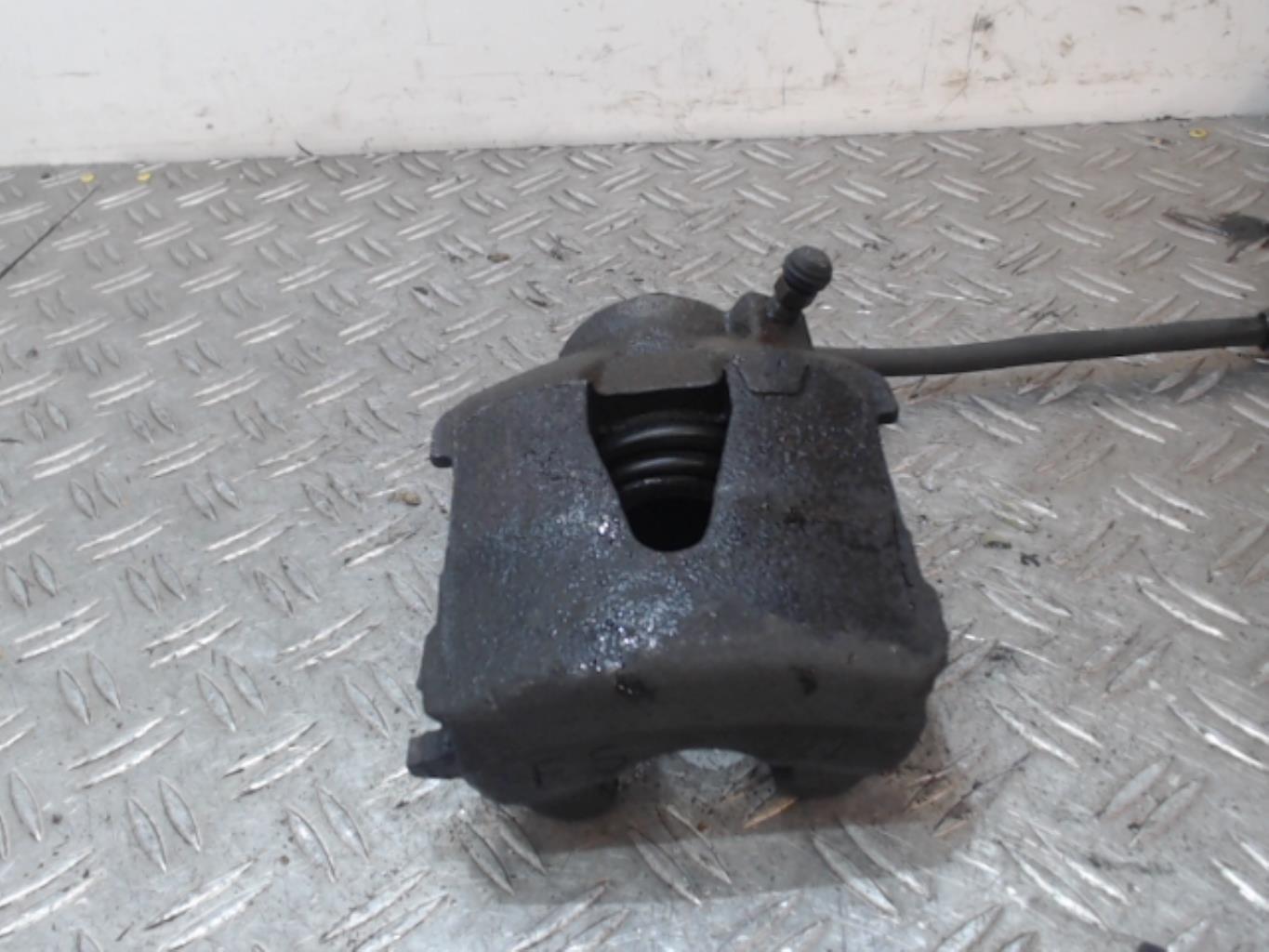 Pinza freni anteriore sinistra VOLKSWAGEN POLO 4 PHASE 2 Diésel - 1