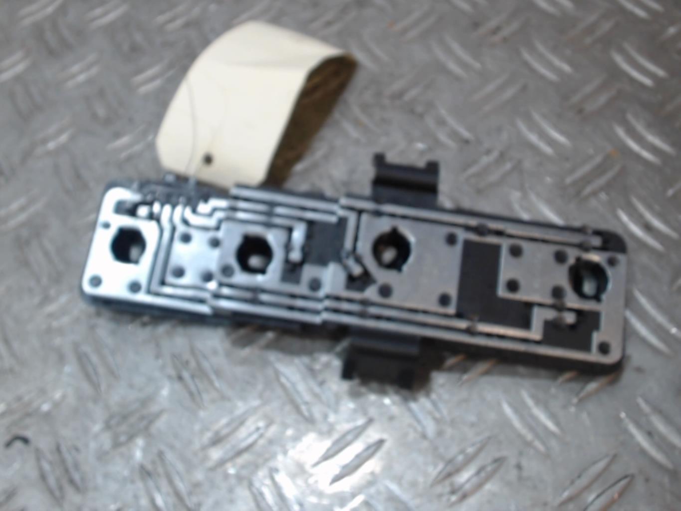 Base portalampade fanale posteriore destro CITROEN XSARA PICASSO PHASE 2 Diésel - 1
