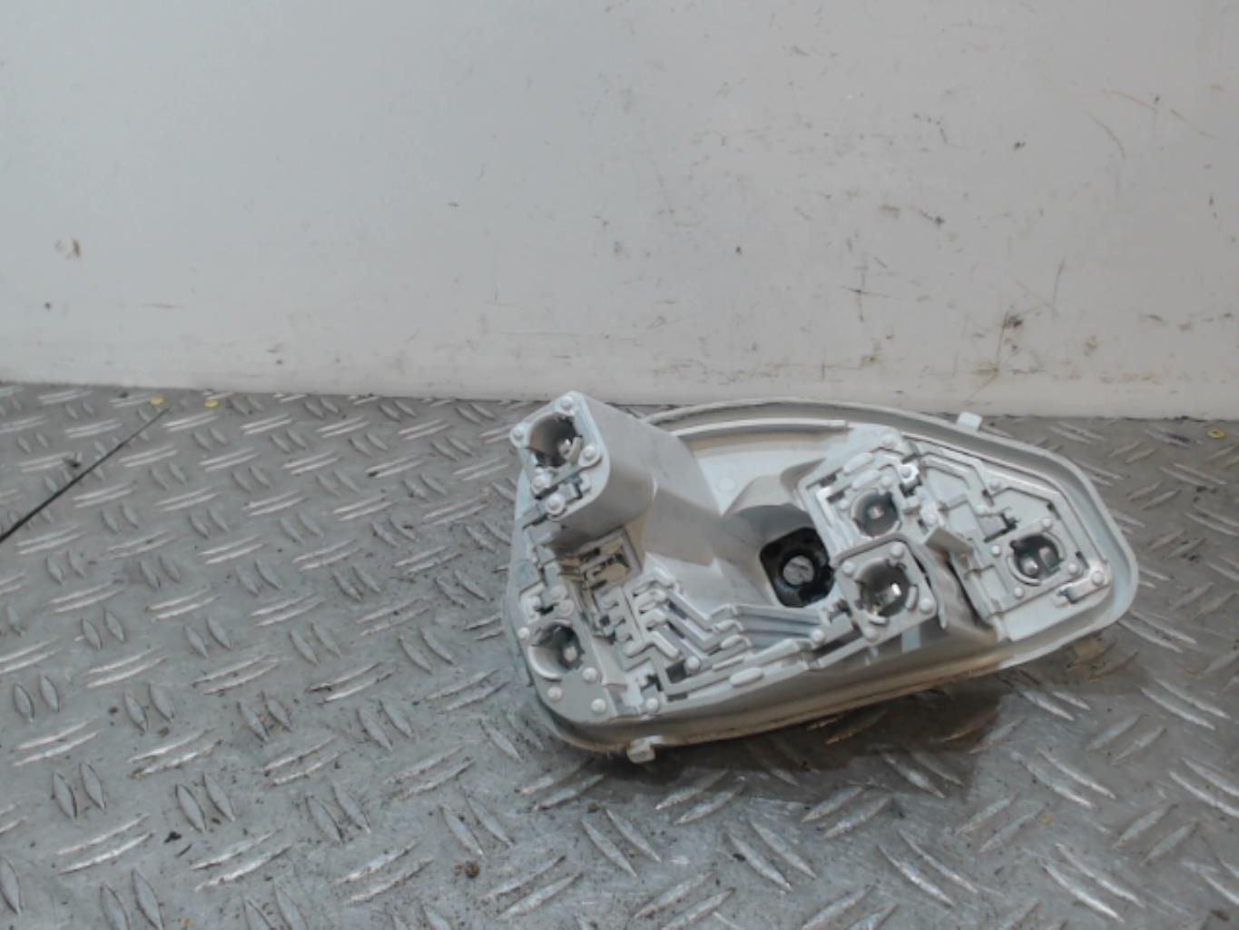 Base portalampade fanale posteriore sinistro SEAT IBIZA 4 PHASE 1 Diésel - 1