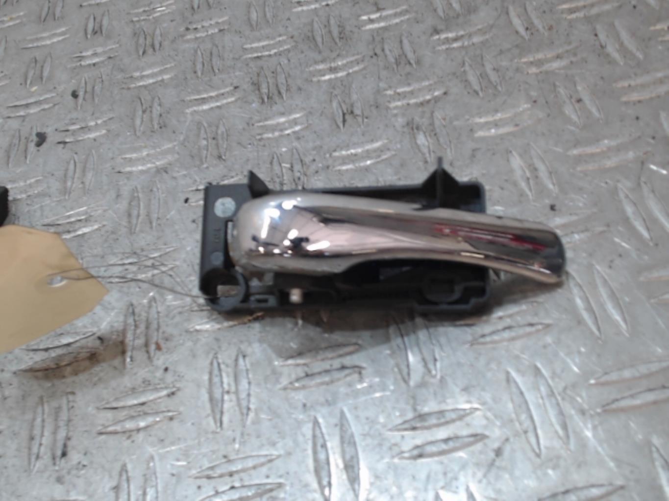 Maniglia interna anteriore destra ALFA ROMEO 147  - 1