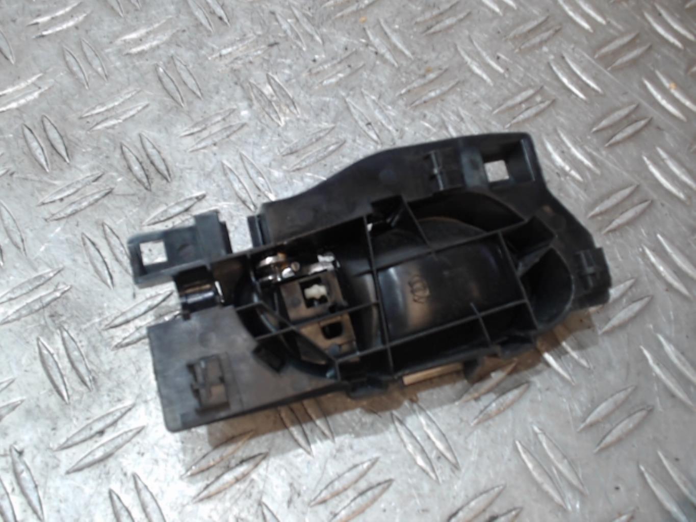 Maniglia interna anteriore sinistra CITROEN C4 GRAND PICASSO 1 Diésel - 1