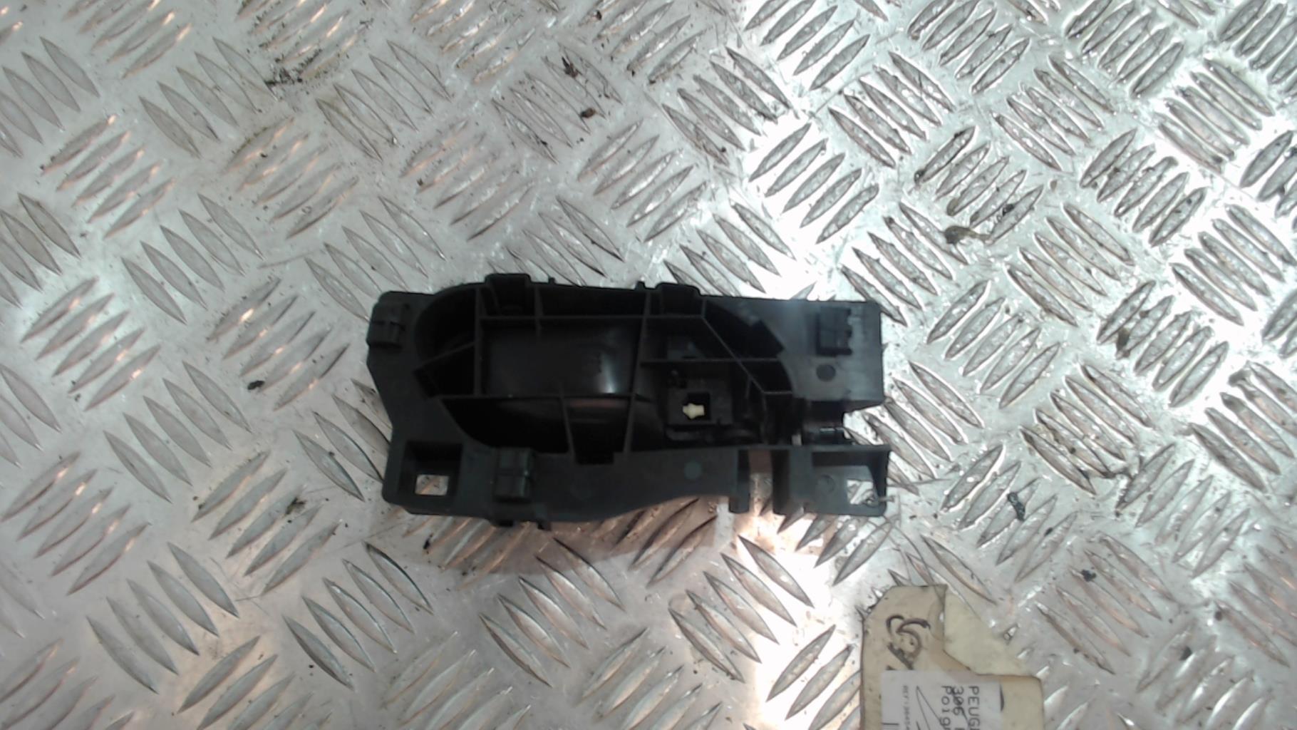 Maniglia interna anteriore sinistra PEUGEOT 208 1 PHASE 2 Gasolina - 1