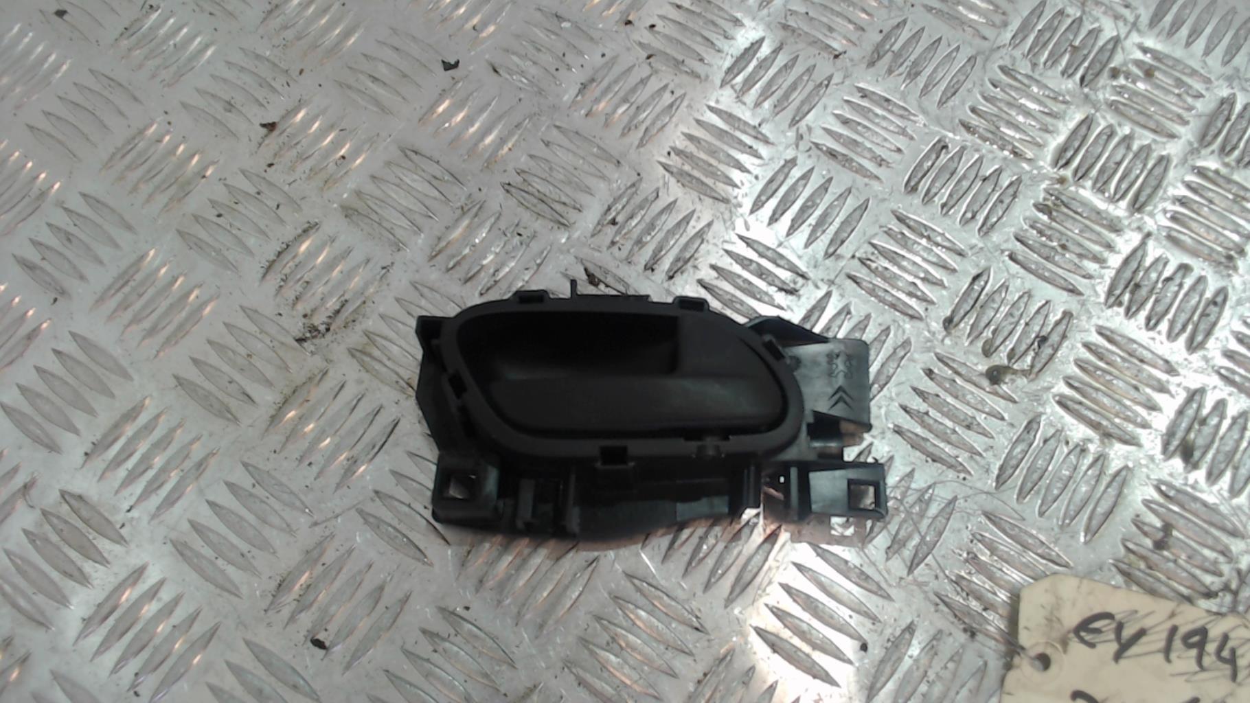 Maniglia interna anteriore sinistra PEUGEOT 208 1 PHASE 2 Gasolina - 1