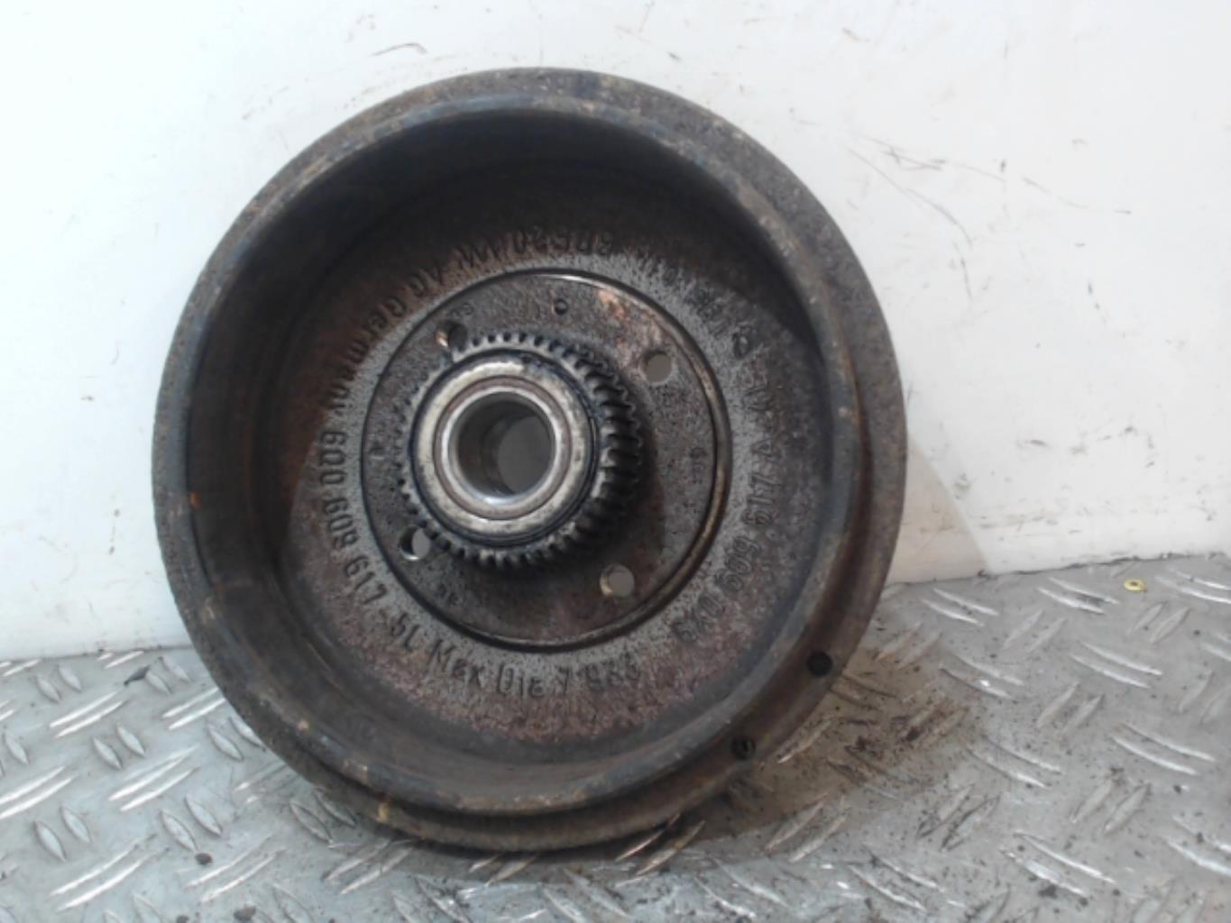 Tamburo posteriore destro VOLKSWAGEN POLO 3 PHASE 2 Gasolina - 1