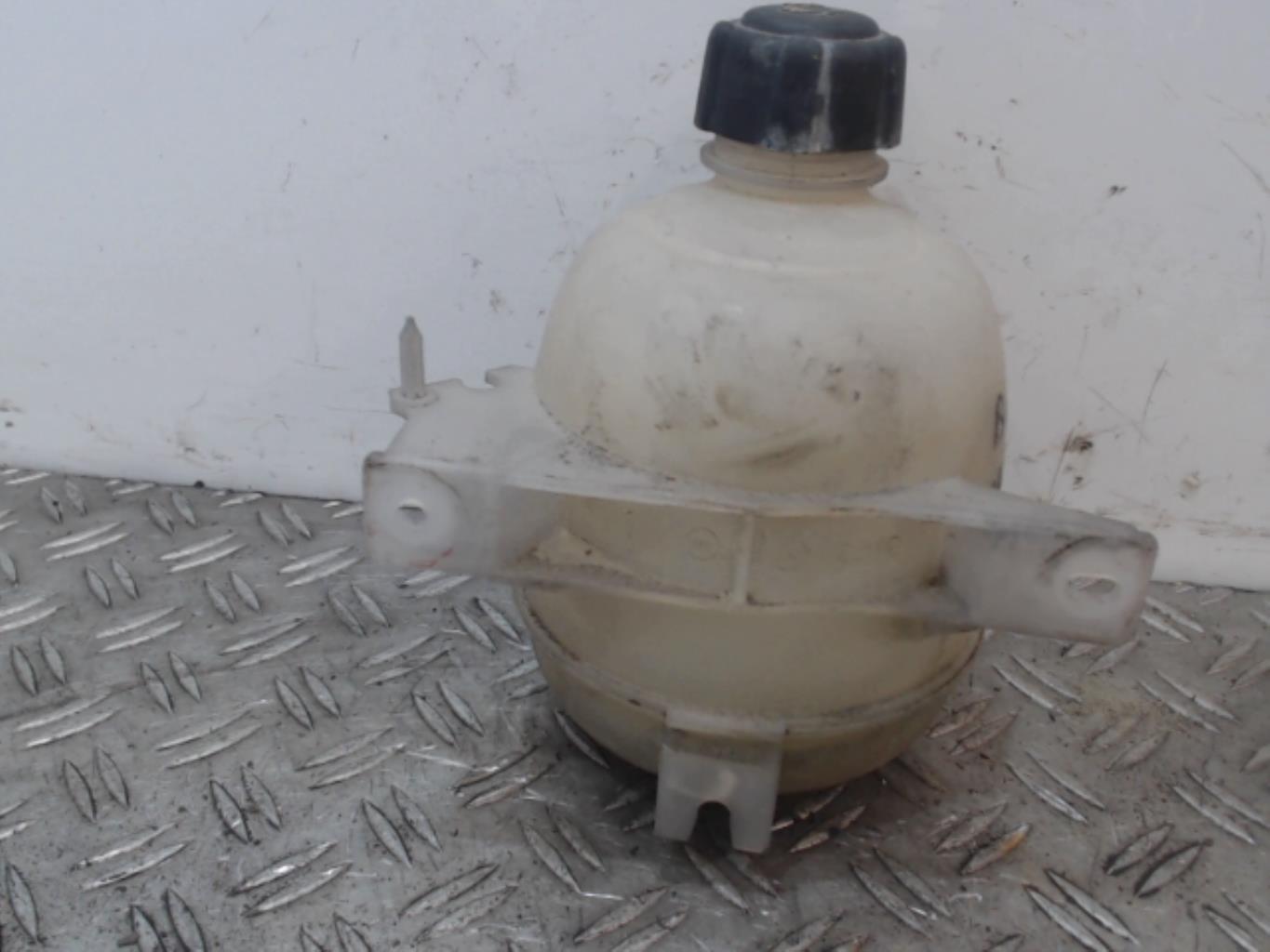 Vase d'expansion RENAULT CLIO 2 PHASE 2 Diesel - 1