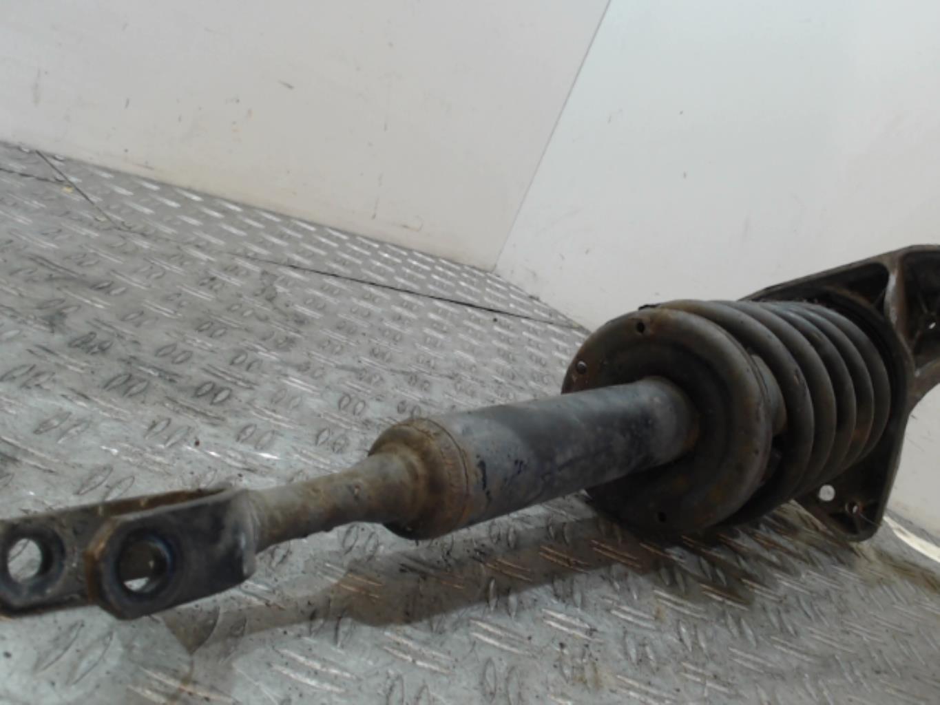 Ammortizzatore anteriore destro VOLKSWAGEN PASSAT 4 PHASE 2 BREAK Diésel - 1