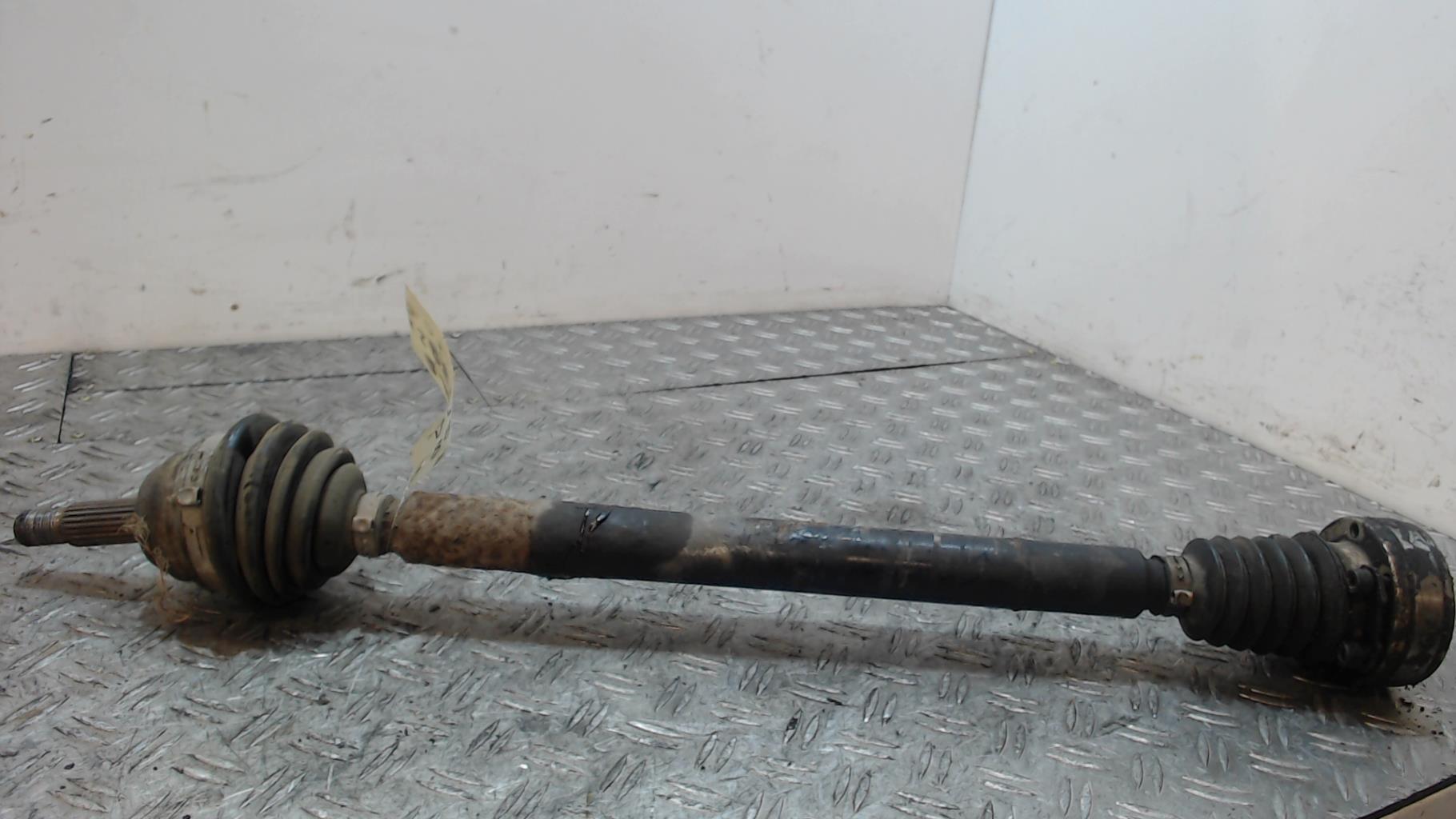 Giunto cardanico albero di trasmissione destro VOLKSWAGEN POLO 3 Gasolina - 1