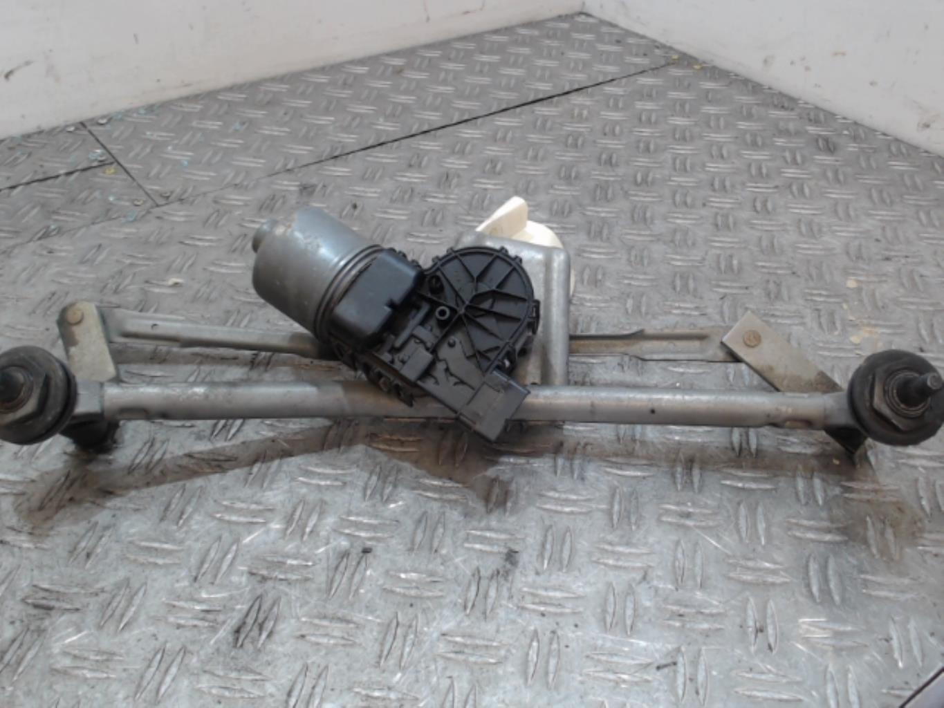 Motore tergicristallo anteriore PEUGEOT 206+ Diésel - 1