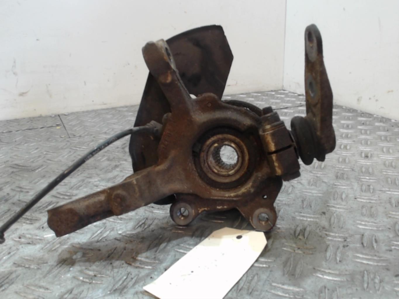 Mozzo posteriore destro RENAULT TWINGO 2 PHASE 2 Gasolina - 1