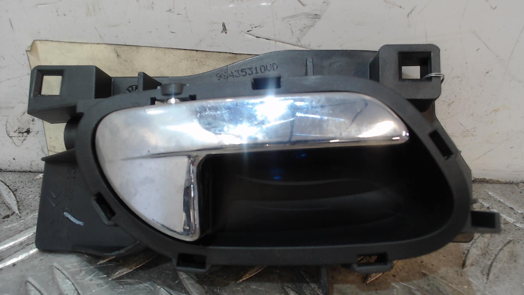 Maniglia interna anteriore destra CITROEN C4 1 PHASE 1 COUPE Diésel - 1