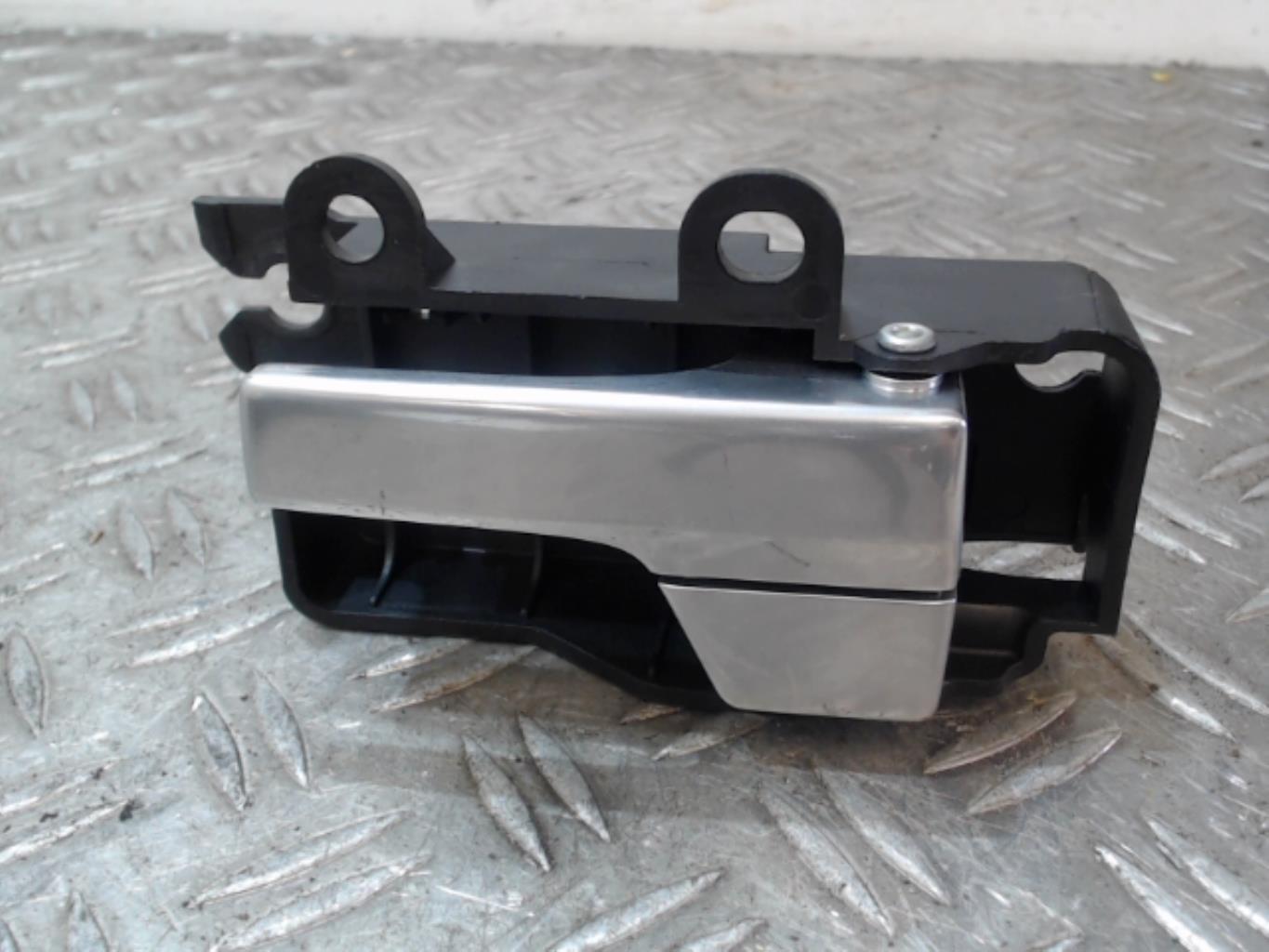 Maniglia portiera anteriore destra FORD C-MAX 1 PHASE 2 Diésel - 1