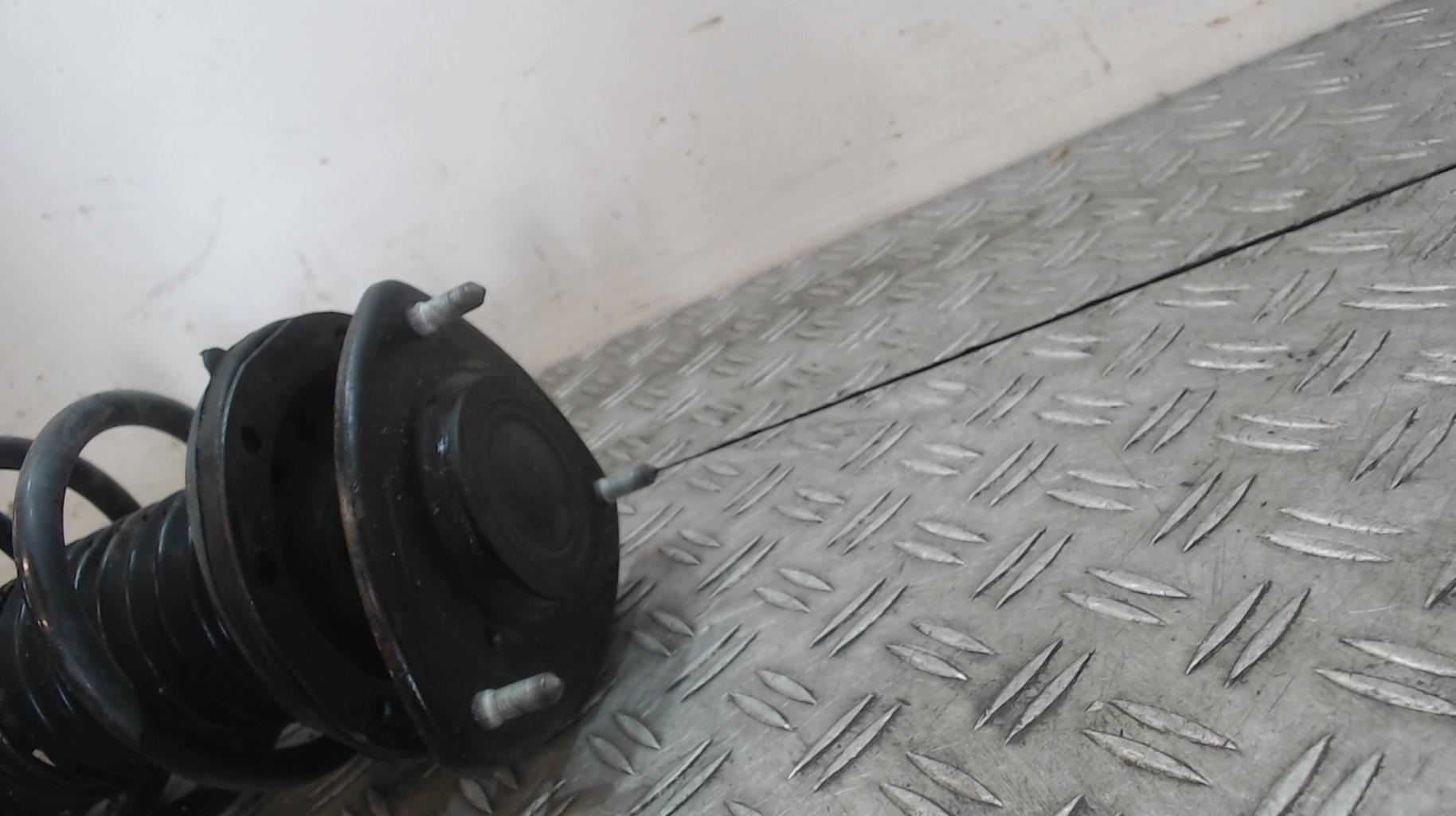 Ammortizzatore anteriore sinistro TOYOTA YARIS 1 PHASE 1 Gasolina - 1