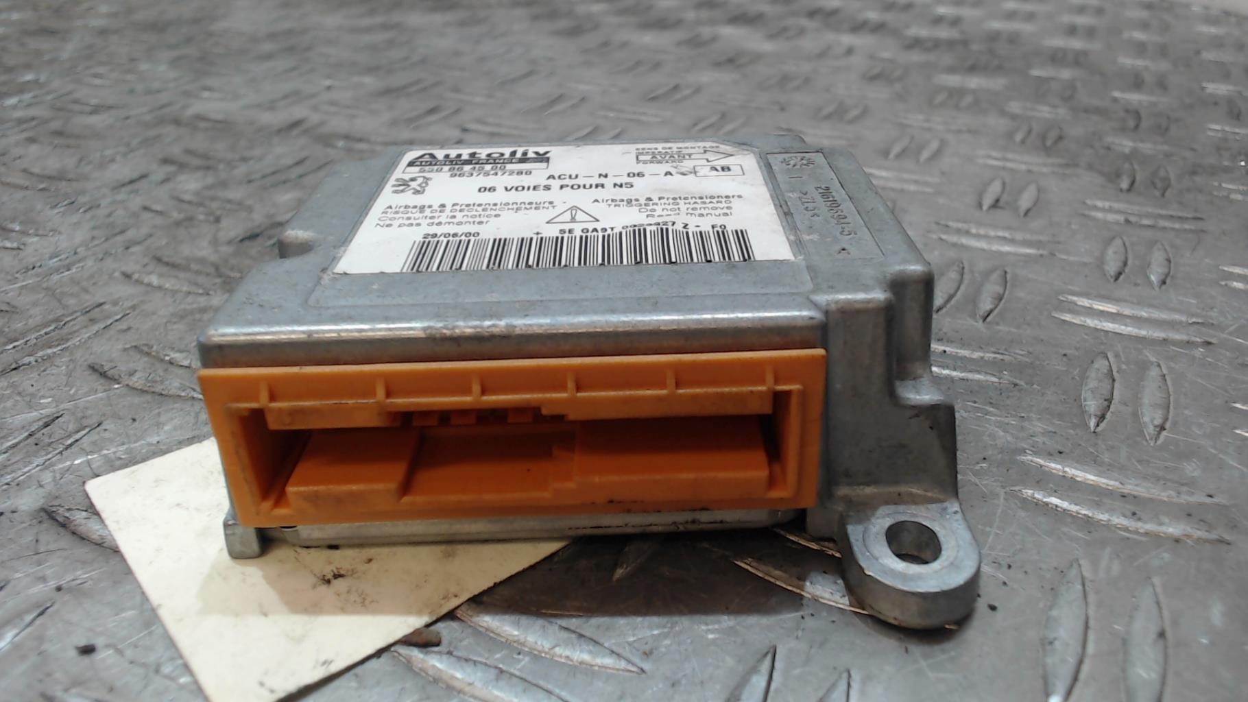 Calculateur PEUGEOT 306 BREAK Diesel - 1