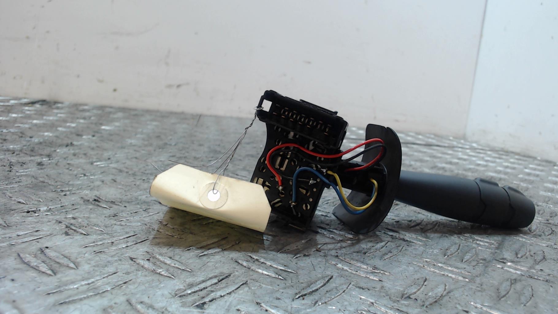 Commodo phare RENAULT CLIO 2 PHASE 1 Essence - 1