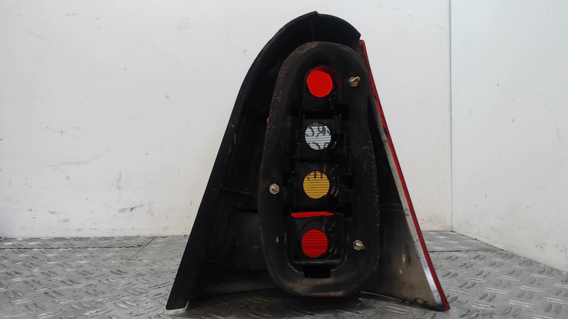 Fanale posteriore principale sinistro (luci) MERCEDES CLASSE A 168 PHASE 1 Gasolina - 1