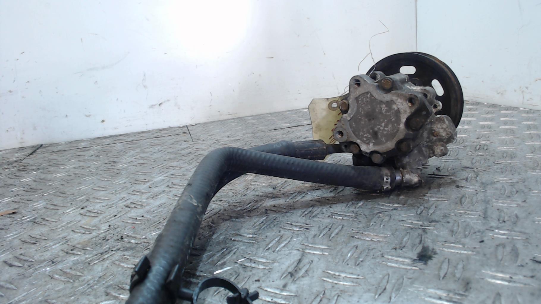 Pompe de direction VOLKSWAGEN PASSAT 4 PHASE 1 Diesel - 1