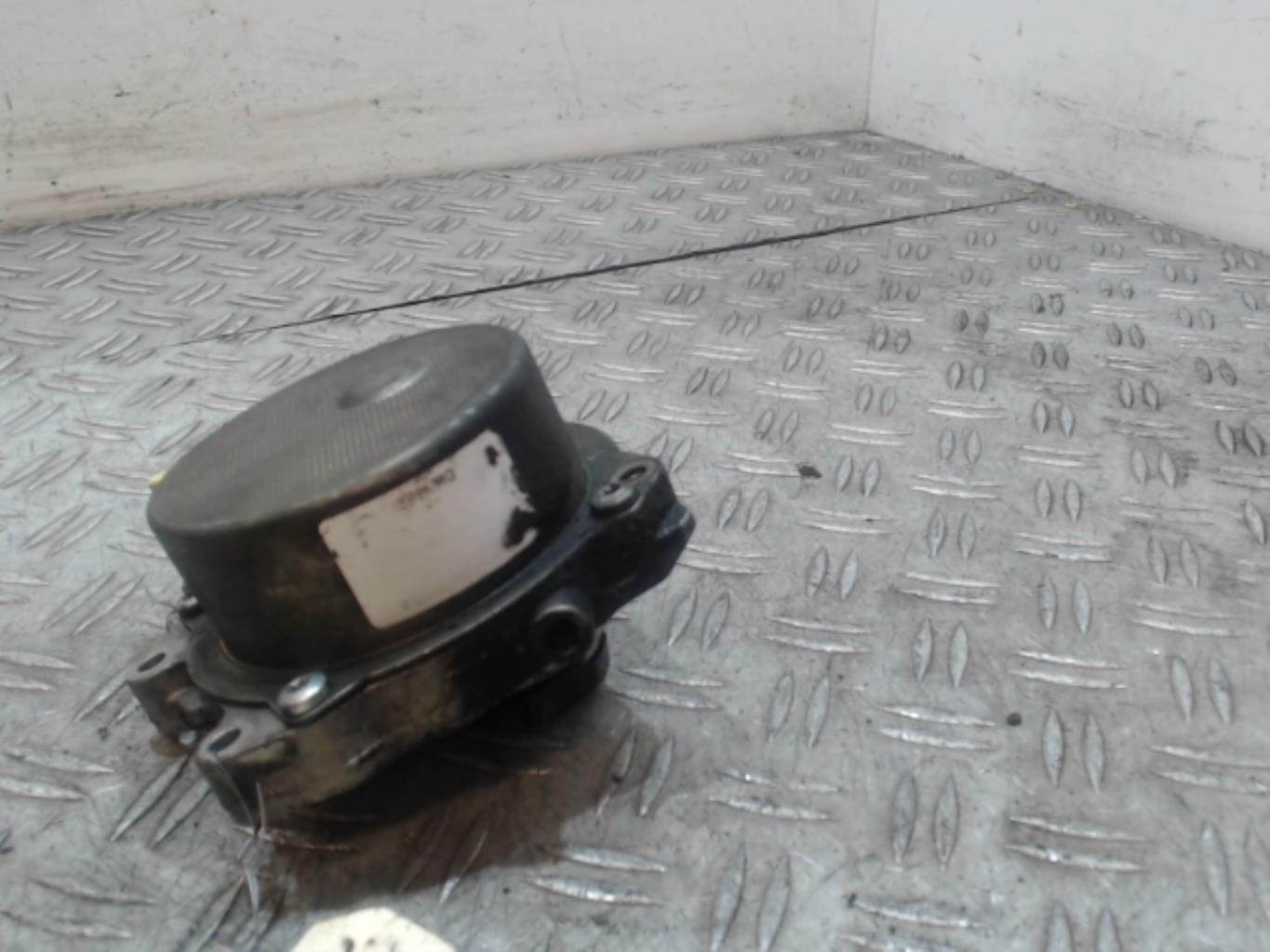 Pompe à vide ALFA ROMEO 147  - 1