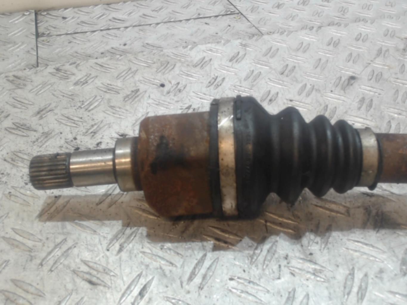 Giunto cardanico albero di trasmissione sinistro PEUGEOT 207 PHASE 2 BREAK Diésel - 1