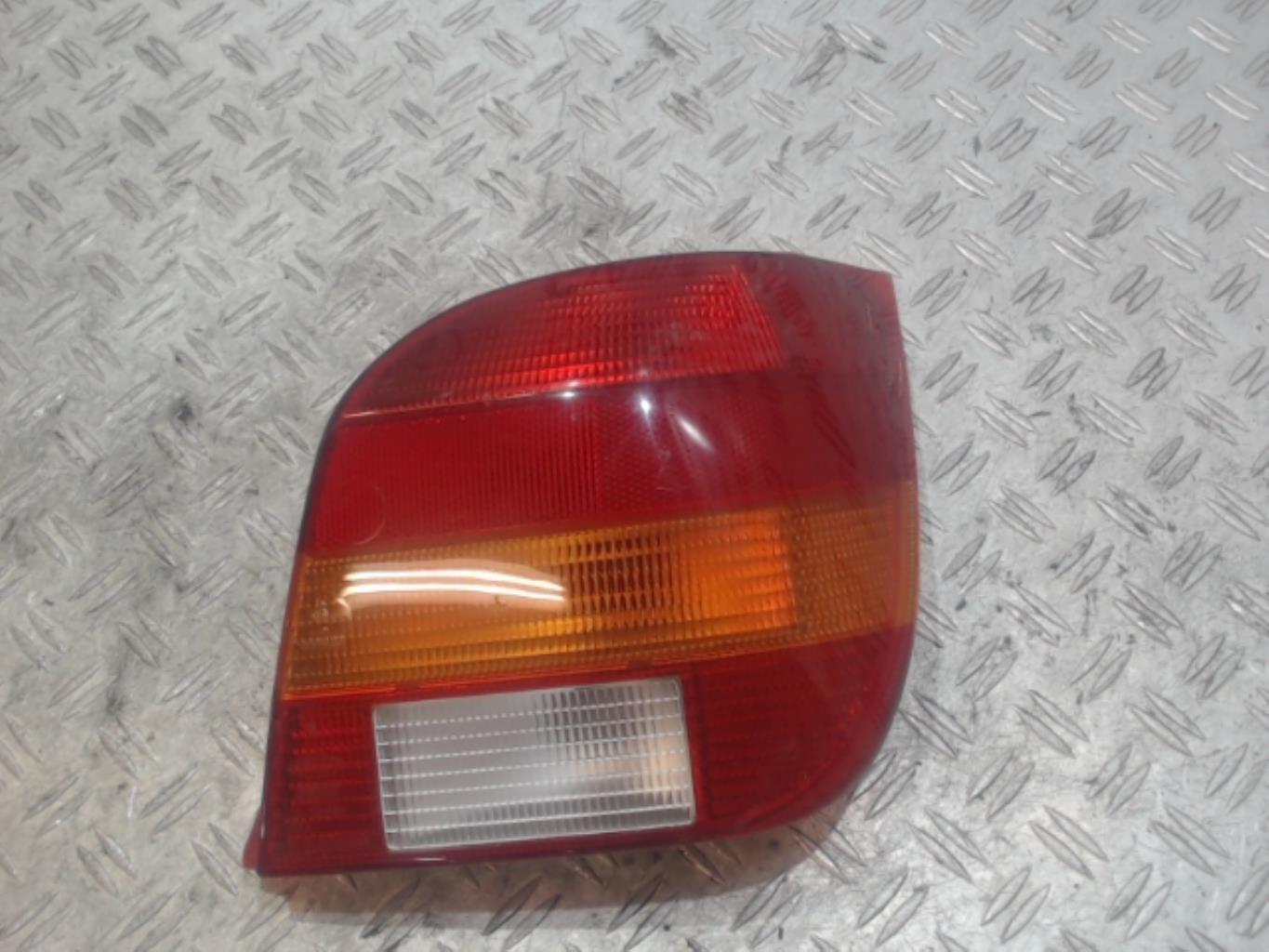 Fanale posteriore principale destro (luci) FORD FIESTA 3 PHASE 2 Gasolina - 1