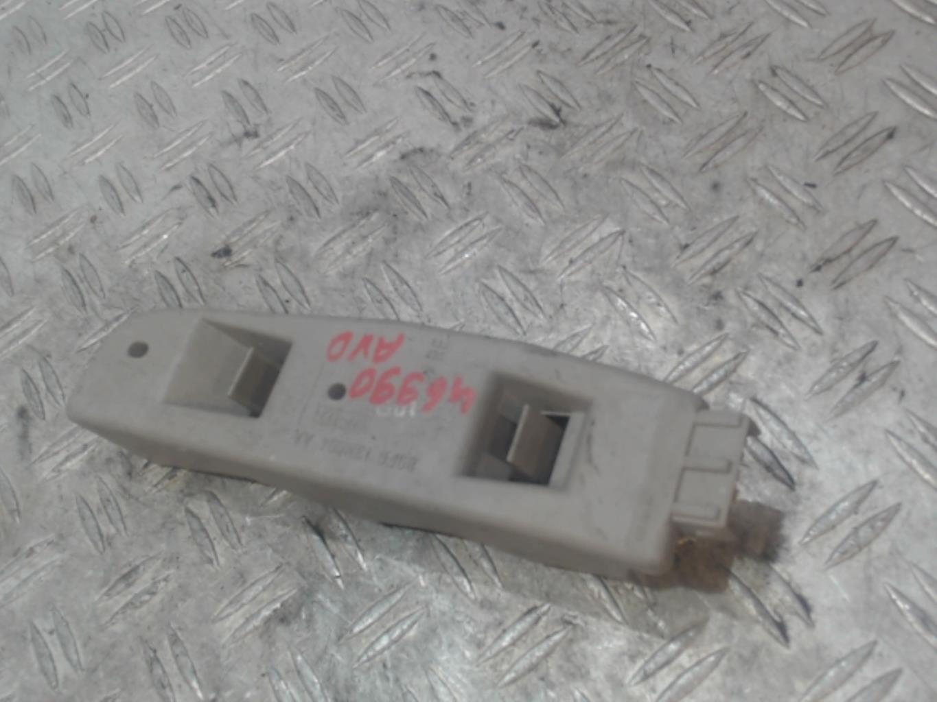 Base portalampade fanale posteriore destro FORD FIESTA 3 PHASE 2 Gasolina - 1