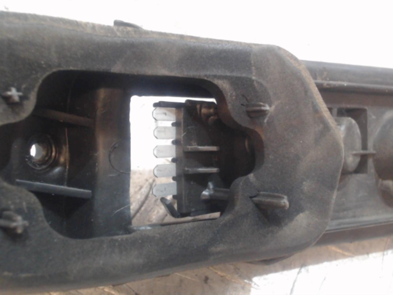 Base portalampade fanale posteriore sinistro OPEL CORSA C PHASE 1 Diésel - 1