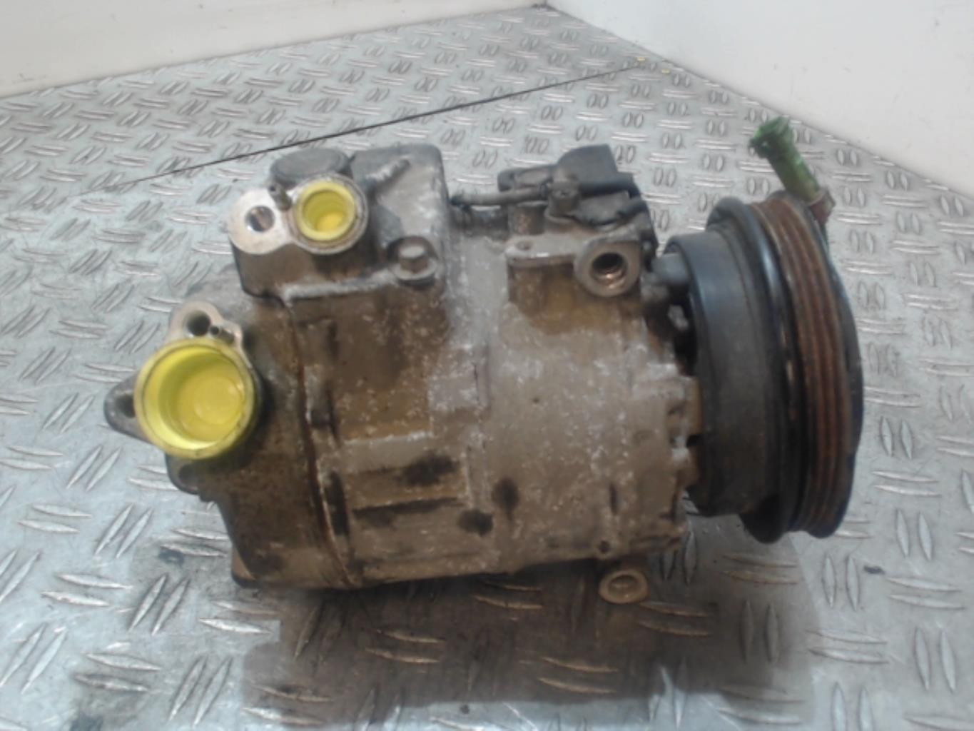 Compressore clima VOLKSWAGEN PASSAT 4 PHASE 2 BREAK Diésel - 1