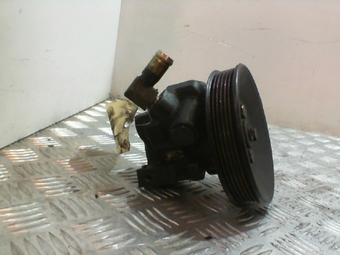 Pompe de direction FORD ESCORT 6 Essence - 1