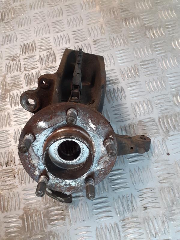 Pivot de moyeu avant gauche FORD FOCUS 2 PHASE 1 Diesel - 1