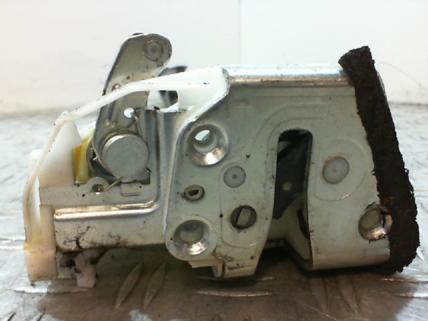Serratura posteriore sinistra SUZUKI SWIFT 3 Diésel - 1