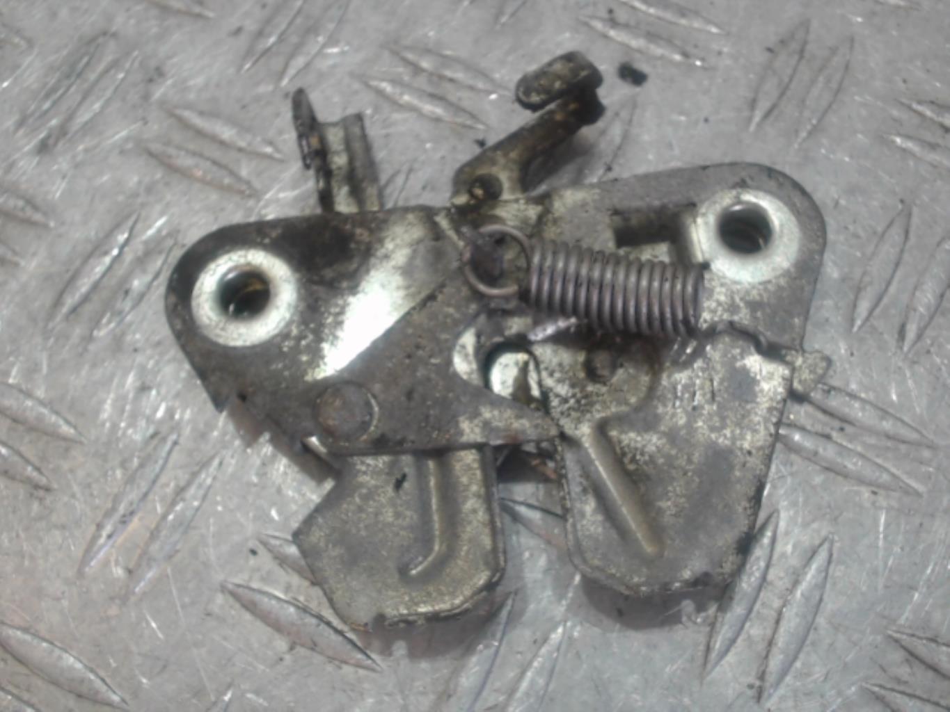 Serrure de capot RENAULT CLIO 1 PHASE 3 Essence - 1