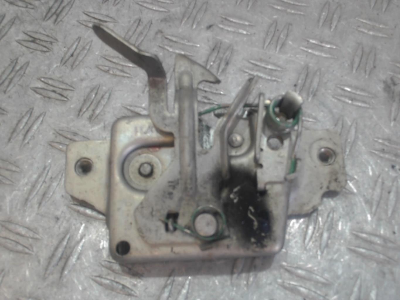 Serrure de capot RENAULT CLIO 3 PHASE 2 Diesel - 1