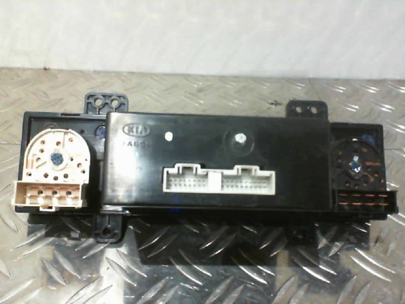 Commande chauffage KIA CARNIVAL 1 Diesel - 1