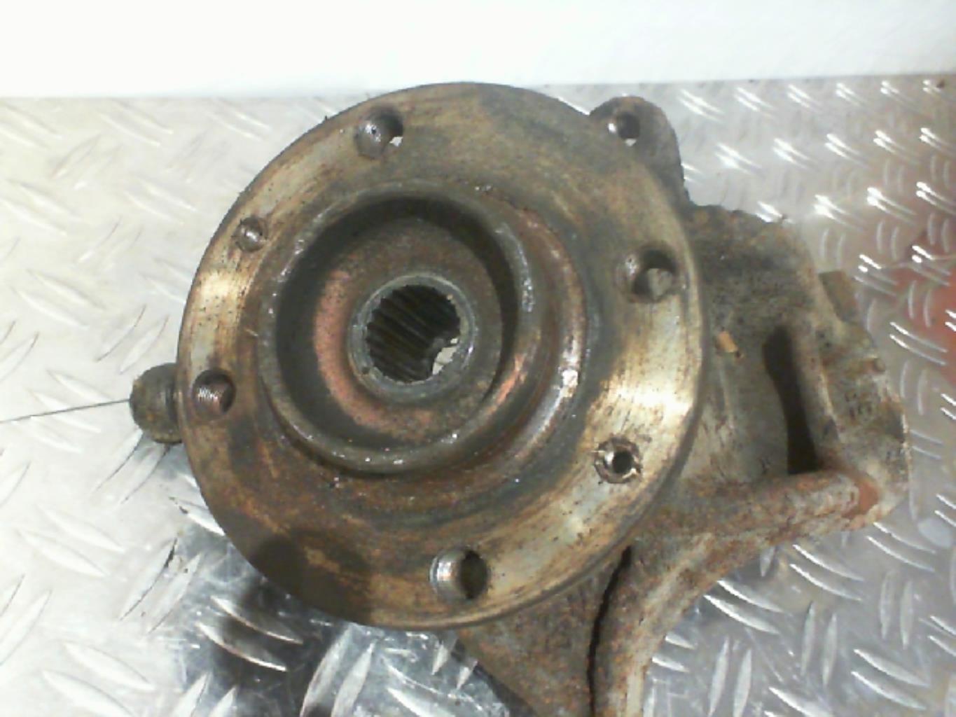 Mozzo anteriore sinistro PEUGEOT 1007 Gasolina - 1