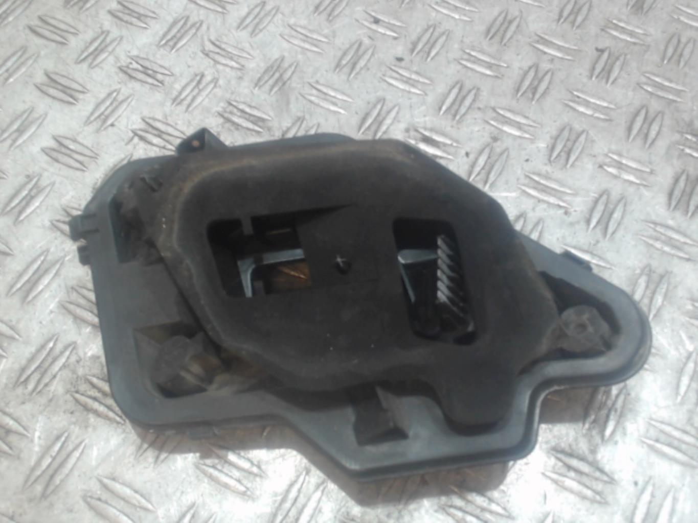 Base portalampade fanale posteriore destro OPEL ASTRA H GTC PHASE 2 Diésel - 1