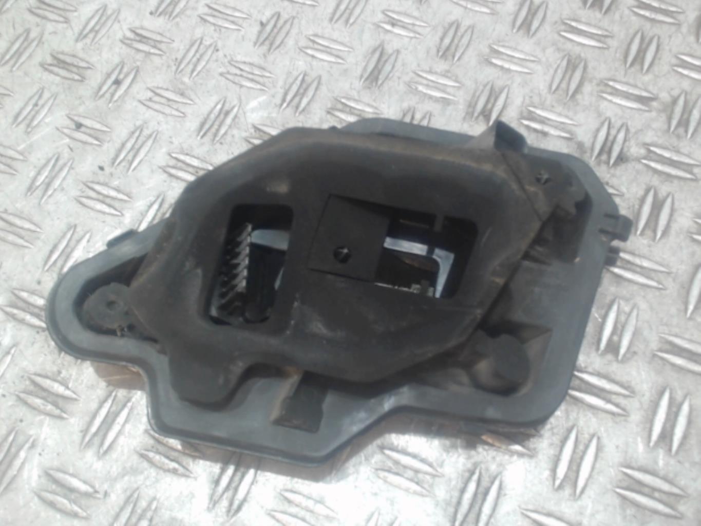 Base portalampade fanale posteriore sinistro OPEL ASTRA H GTC PHASE 2 Diésel - 1