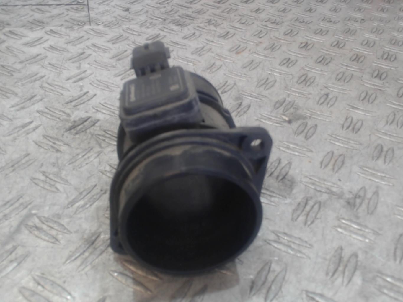 Debitmetre RENAULT MEGANE 3 PHASE 1 BREAK Diesel - 1