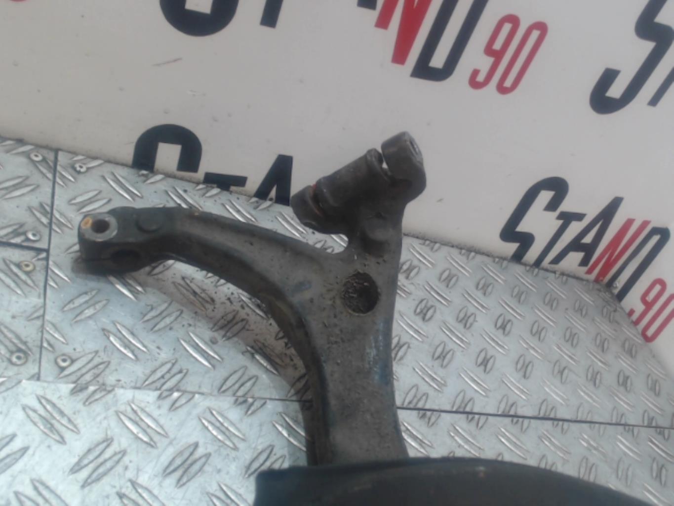 Mozzo anteriore destro VOLKSWAGEN PASSAT 4 PHASE 2 BREAK Diésel - 1