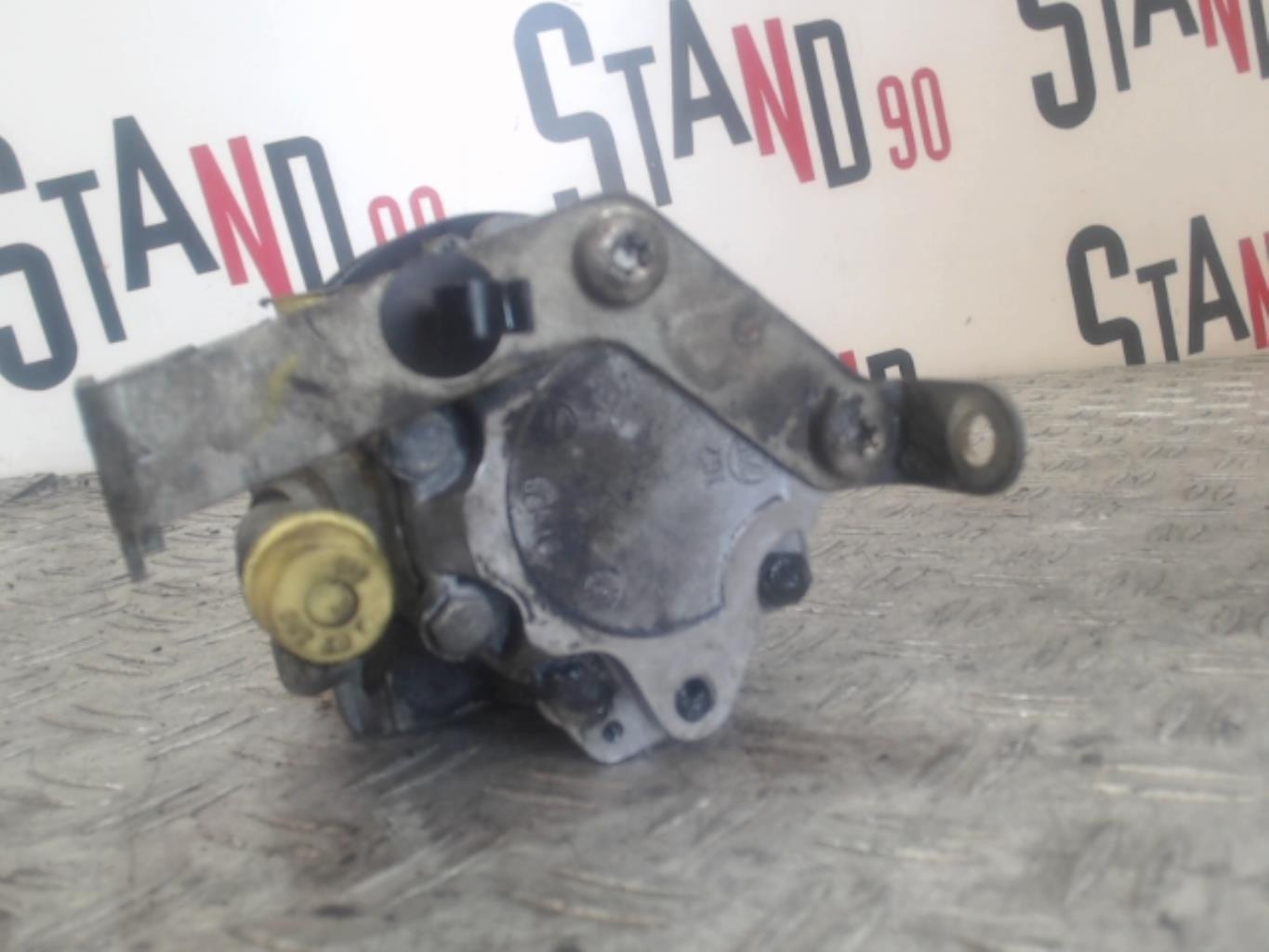Pompe de direction CITROEN C6 Diesel - 1