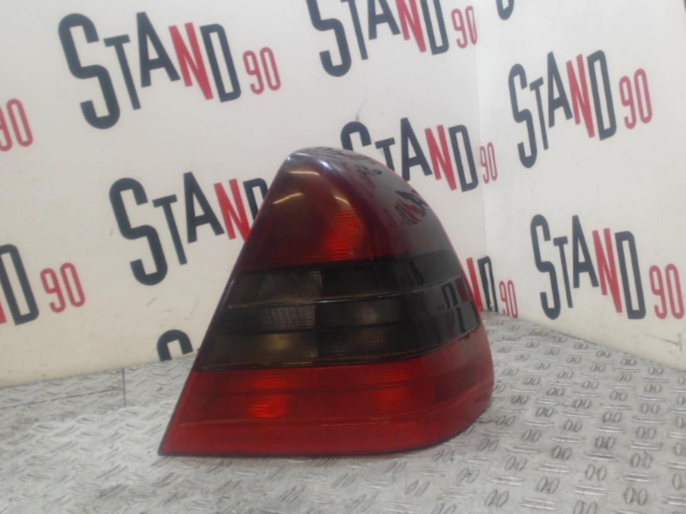 Fanale posteriore principale destro (luci) MERCEDES CLASSE C 202 PHASE 1 Gasolina - 1