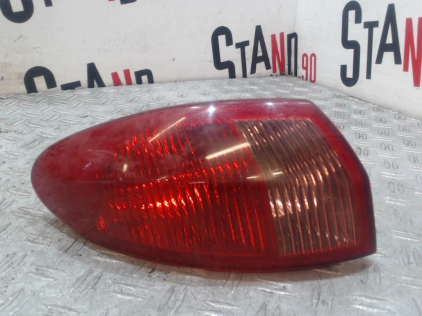 Fanale posteriore principale destro (luci) ALFA ROMEO 147 PHASE 2 Diésel - 1