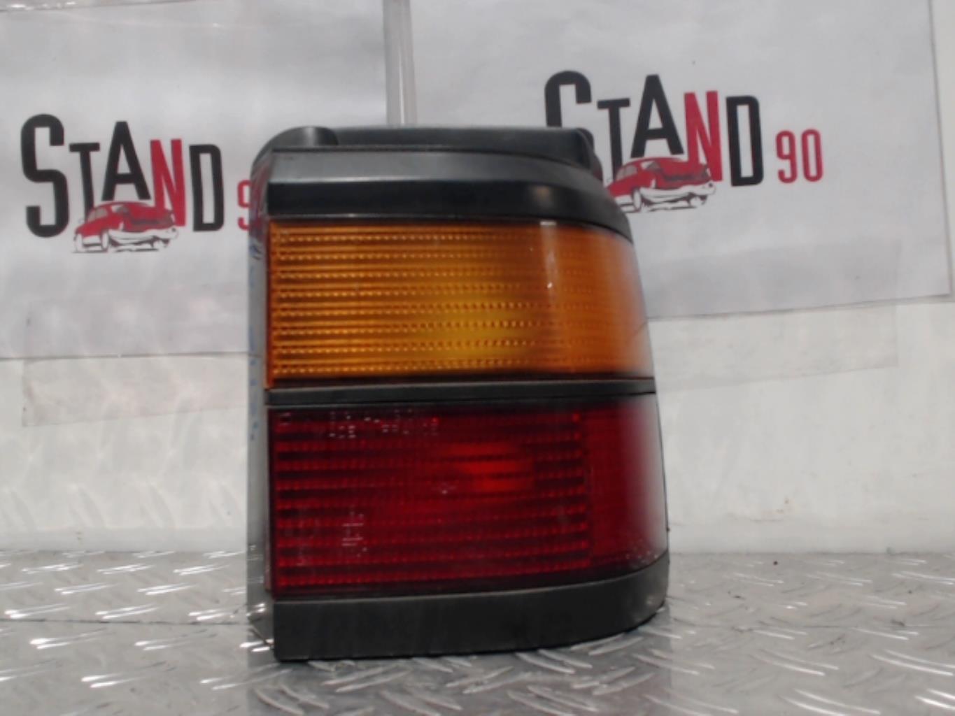 Fanale posteriore principale destro (luci) VOLKSWAGEN PASSAT 3 PHASE 1 BREAK  - 1