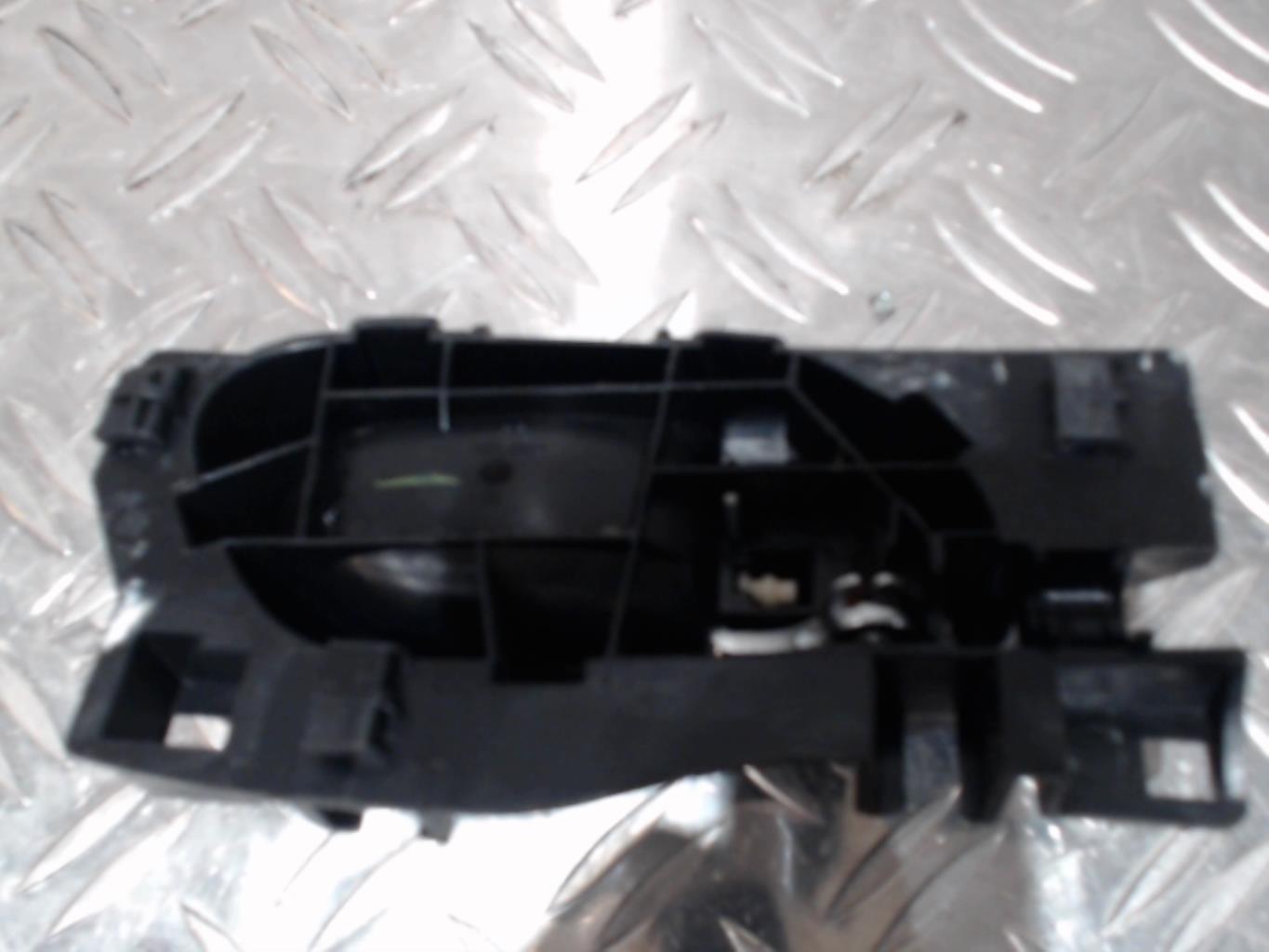 Maniglia interna anteriore sinistra CITROEN C3 2 PHASE 2 Diésel - 1