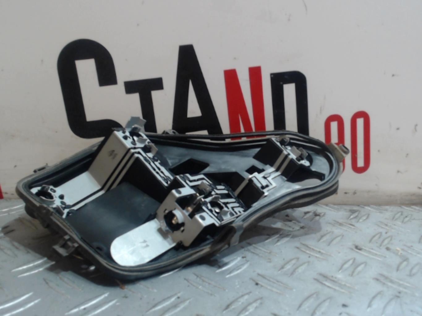 Base portalampade fanale posteriore sinistro OPEL ASTRA H  - 1