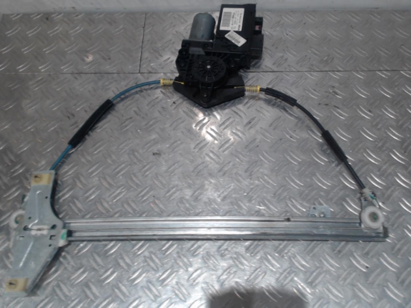 Alzacristalli elettrico anteriore destro PEUGEOT 307 PHASE 1 BREAK Diésel - 1